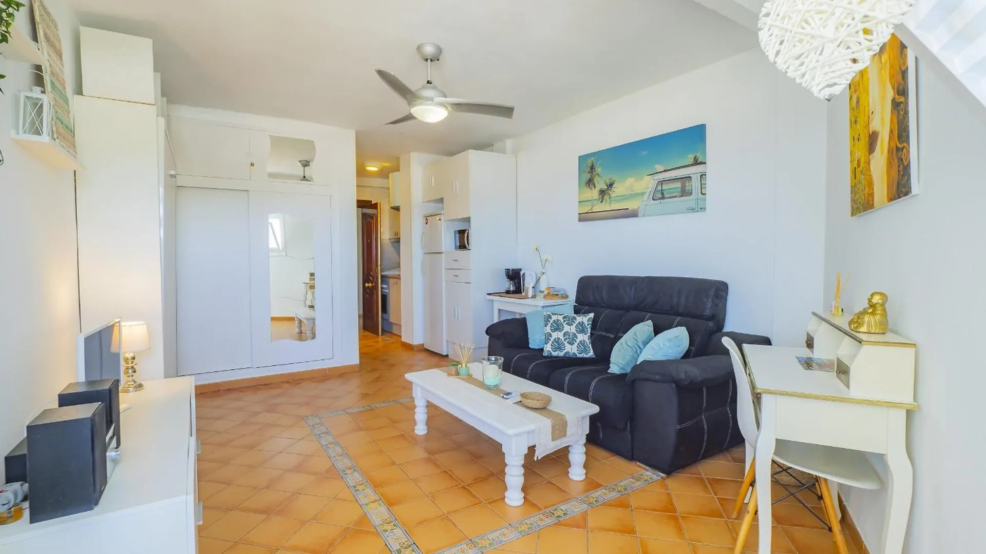 Cubo'S Estudio La Cala De Mijas Esmeralda Apartman